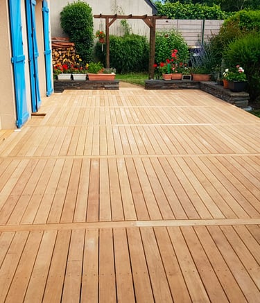 terrasse bois en robinier faux acacia