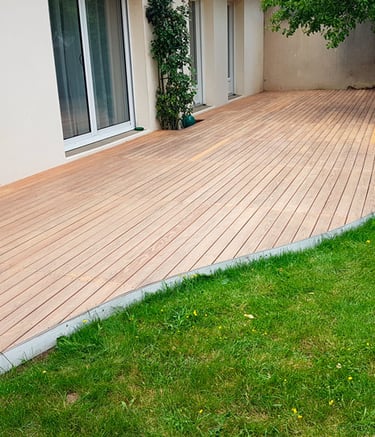 terrasse bois en robinier faux acacia