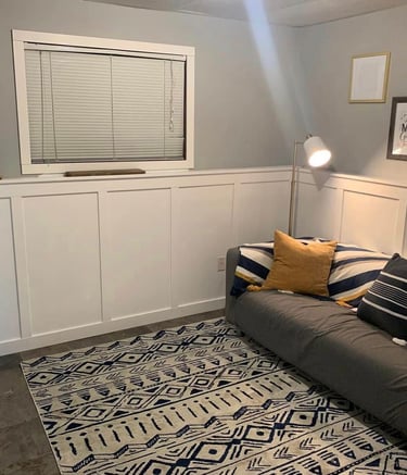 painted interior walls in living room. painting done by professional painters in innisfail