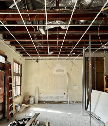 Professional suspended ceiling grid installation for commercial office in Florida