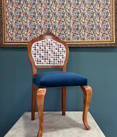 Restauración integral silla isabelina canaria con tapicería en terciopelo y loneta algodón. Tenerife