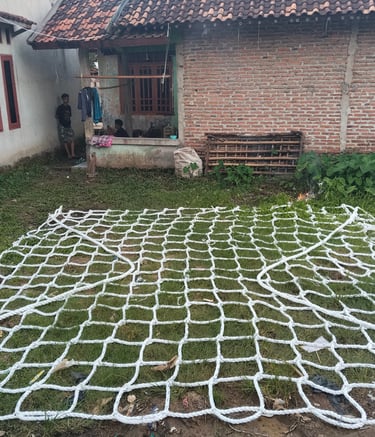 a net netted netted area with a white net net