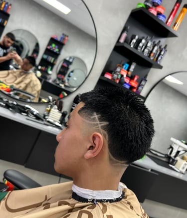 Men’s Cut - Silver barbers Braybrook