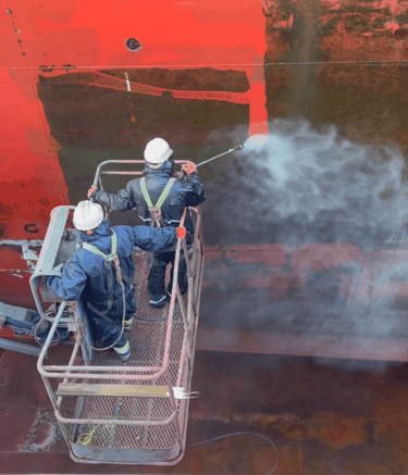 High-pressure water washing up to 500 bar