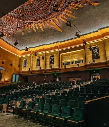 netflix-egyptian-theatre-decor-inside-hollywood-losangeles
