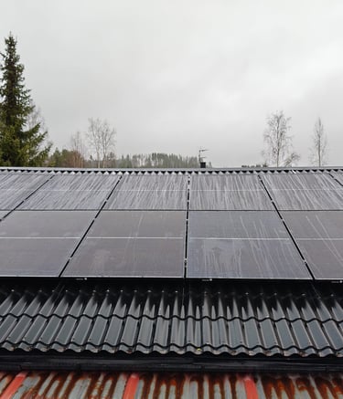 todella siisti aurinkopaneeliasennus