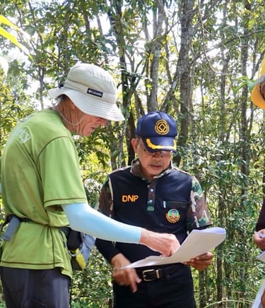 American National Park expert working with managers of Thailand's Khao Yai National Park