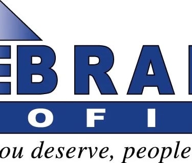 a roofing company logo with the words brady roofing