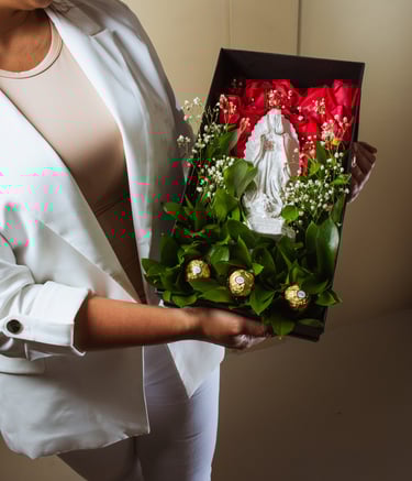 arreglos de flores en caja pereira