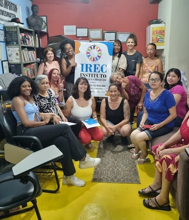 Reescrevendo a vida, promove educação´e reinserção de mulheres em vulnerabilidade..