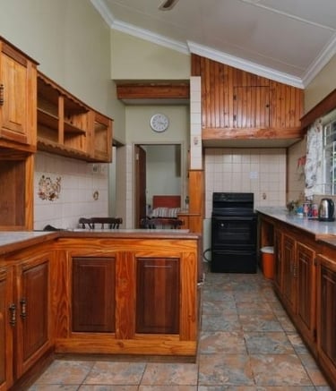 Cozinha Sob medida em Madeira Maciça