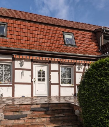 Fachwerkhaus mit Mansarddach