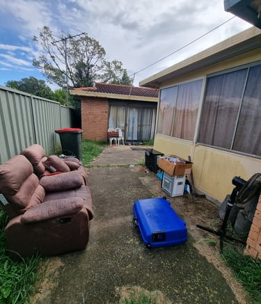 Beecroft house rubbish clearing