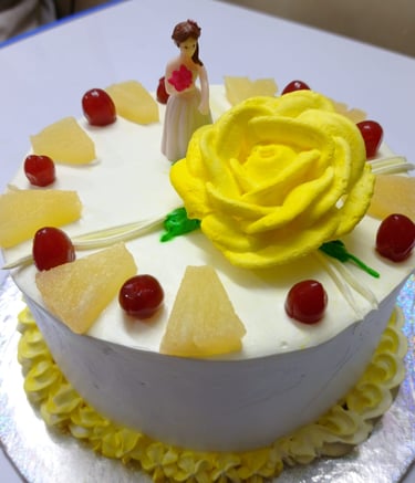 Pineapple cake Vyanjan Bakers Prayagraj