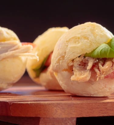 Pão de queijo lanche