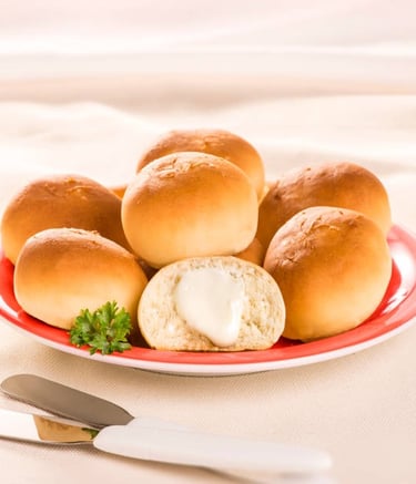 Pão de batata com requeijão cremoso