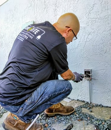 Outlet repair and wiring fix – residential home