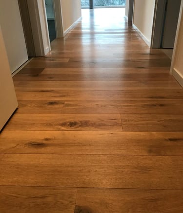 Ponçage de parquet par DG Services - rénovation professionnelle pour sols en bois en Suisse romande