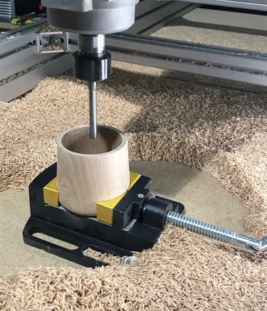 Pieza mecanizada en madera natural