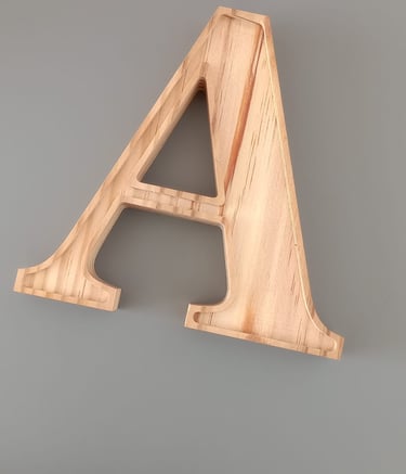 Letra A mecanizada en madera