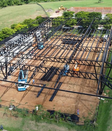 Projeto de cobertura de uma área de 2500m²