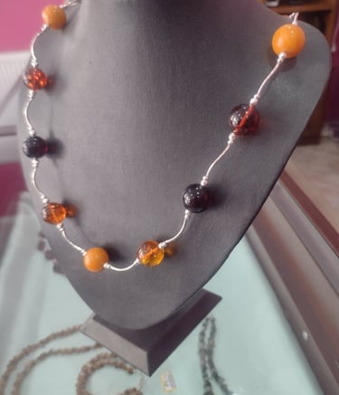 amber necklace with silver elements, custom-made, another successful project