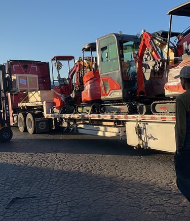 mini excavator on sale at Tiny Excavator