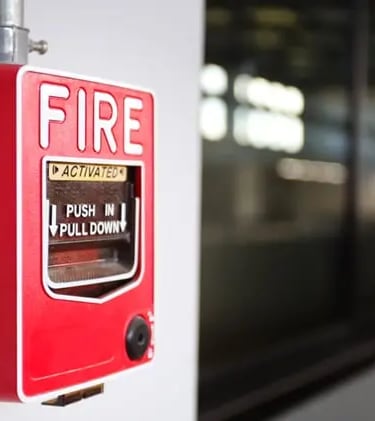 كاسر انذار الحريق فى فندق بالقاهرة