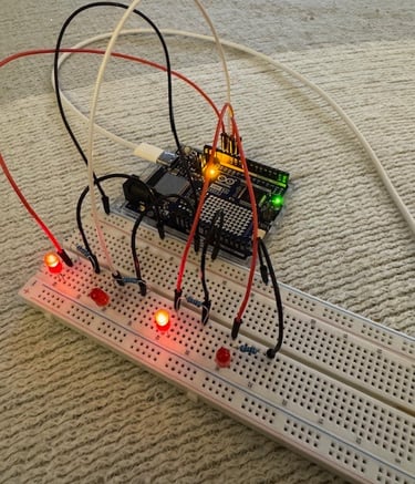 Alternating flashing LED's using Arduino UNO R4 WIFI
