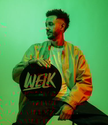 dj welk, homem com vinil na mao