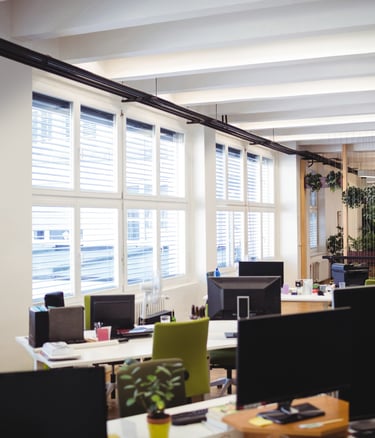 La sophrologie est recommandée dans la gestion du stress et des risques psychosociaux en entreprise.