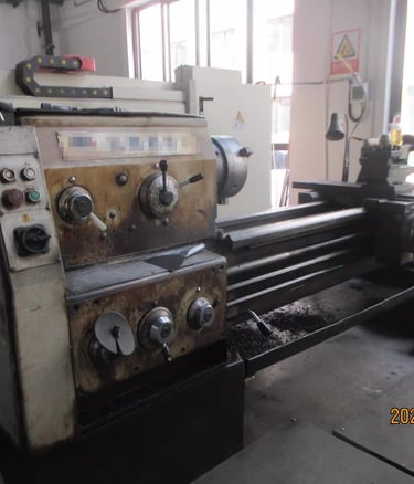 Advanced machining equipment ensures high precision and stable product quality.