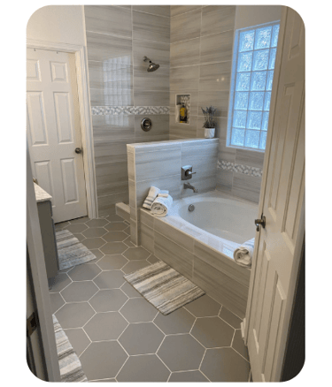 SparkEaseCleaning deep-cleaned bathroom with bathtub in Denver home