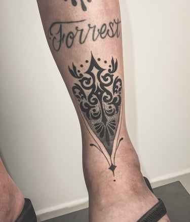 Tatuagem Ornamental Feminina -Estúdio de Tatuagem Rio de Janeiro