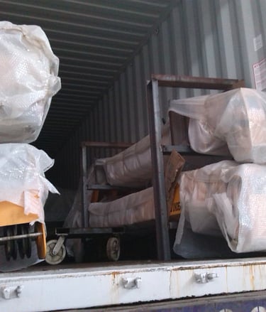 Container loading crane
