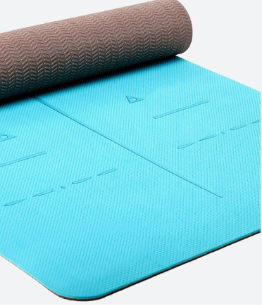Heathyoga non‑toxic yoga mat with alignment lines