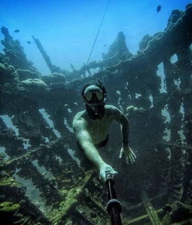 SHIPWRECK DIVING CORON
