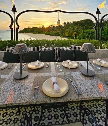 Four Seasons Landaa Giraavaru Maldives al barakat restaurant