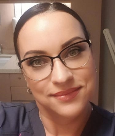 Kosmetologė Diana. Sothys grožio namai. Veido ir kūno procedūros. Profesionali kosmetika.