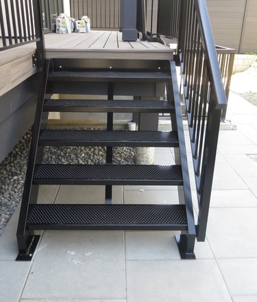 #APAMACONTRACTING #BURNABY #VANCOUVER #ALUMINUMSTARCASE