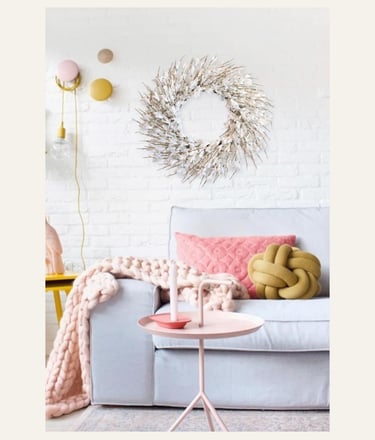 Bibelot 22inch Artificial Forsythia Flower Wreath White