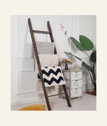 Relodecor Rustic Hickory Blanket Ladder for Living Room and Bedroom