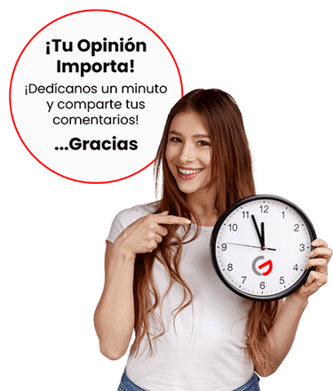Mujer con un reloj grande