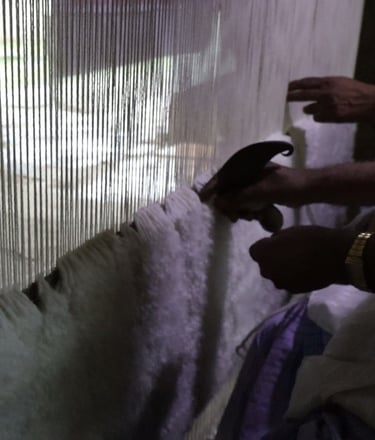 Handknotted Rug Weaving onloom