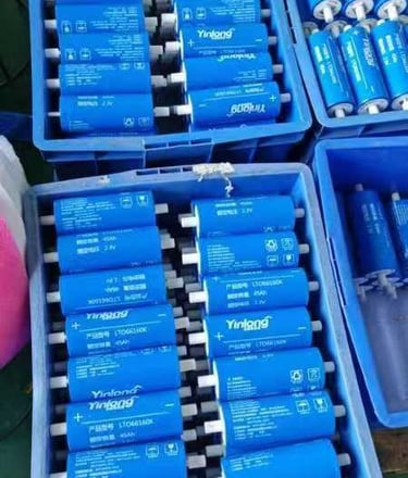 Yinlong LTO cylindrical cells in carts