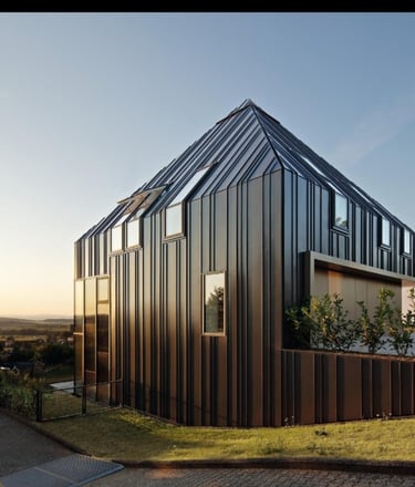 Maison contemporaine avec bardage zinc – design moderne