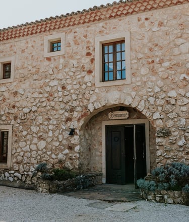 bastide domaine du planet pourrières entrée