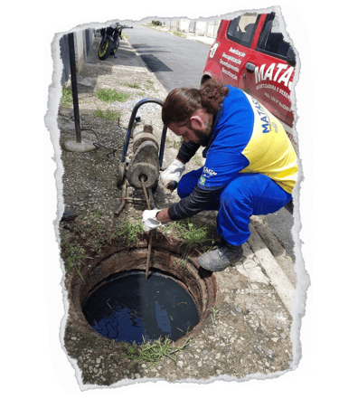 Desentupimento de esgoto