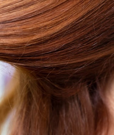 wavy hair