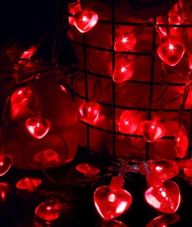 Luditek 14.5ft 40LED Valentines Day Decorations String Lights, Heart Shape Hanging Garland Valentine